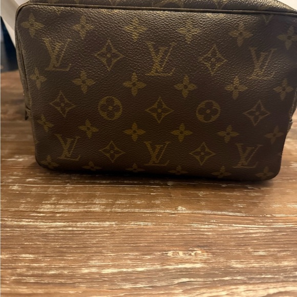 Louis Vuitton Brown Monogram Toiletry Bag - Picture 3 of 5